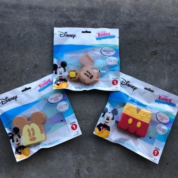 NEW Disney Mickey Kawaii Squeezes - Picture 1 of 4
